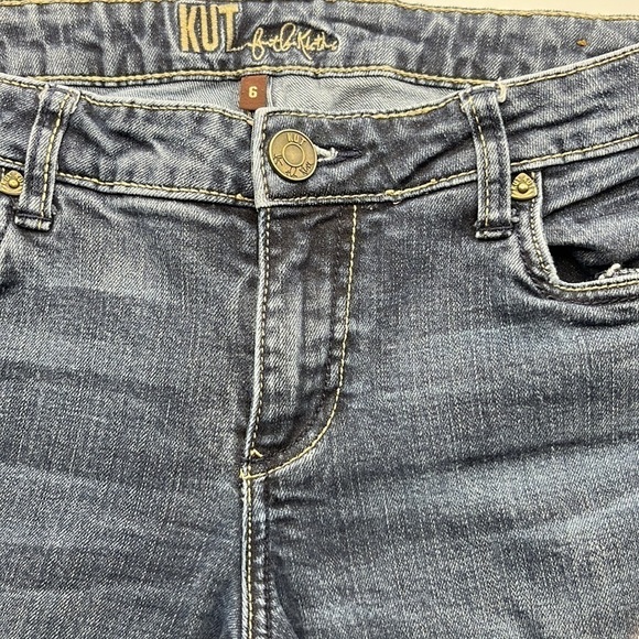 Kut From The Kloth Mid Rise Size 6 - Picture 15 of 16